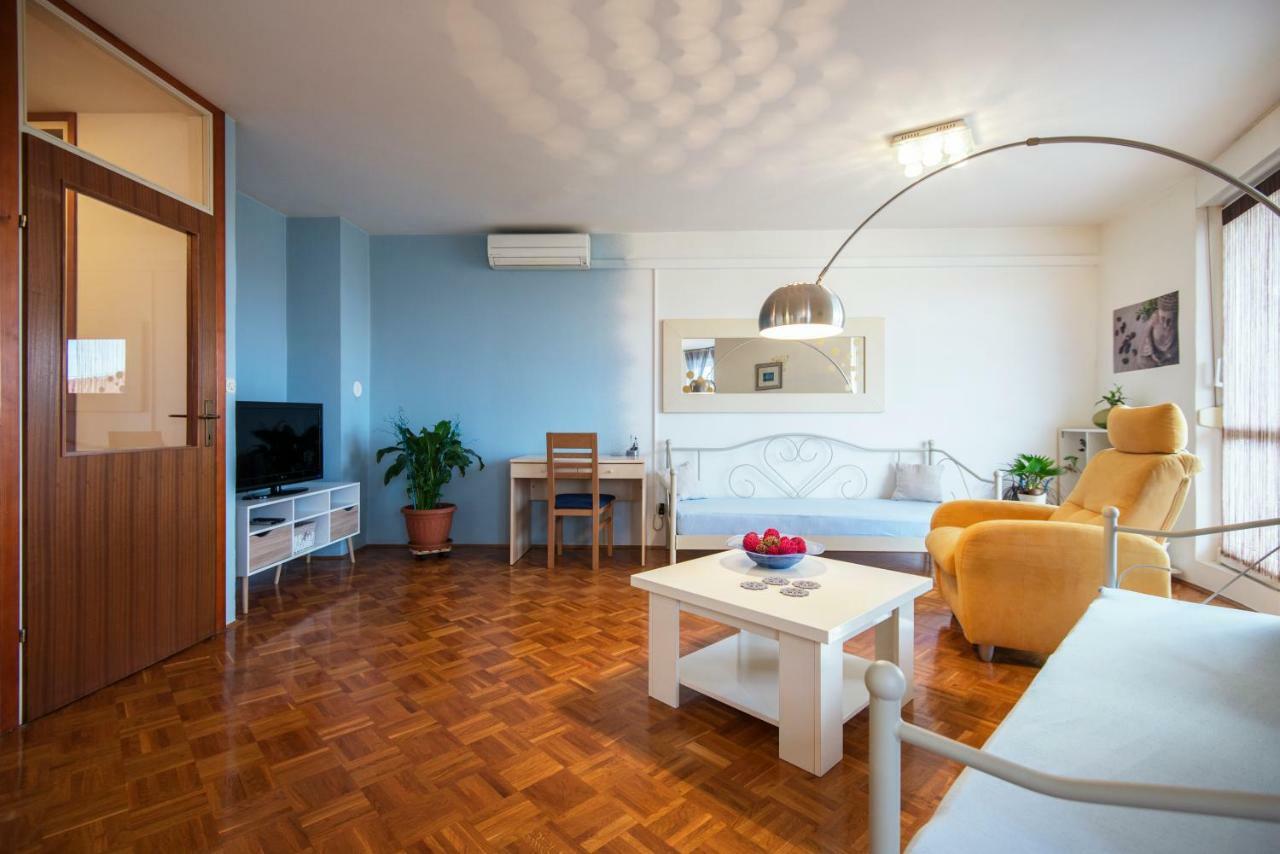 Apartment Martha Deluxe. Ζαντάρ Εξωτερικό φωτογραφία